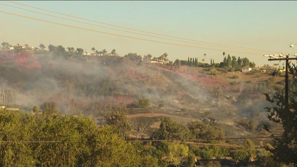 Firefighters continue to make progress on brush fire near Fallbrook and ...