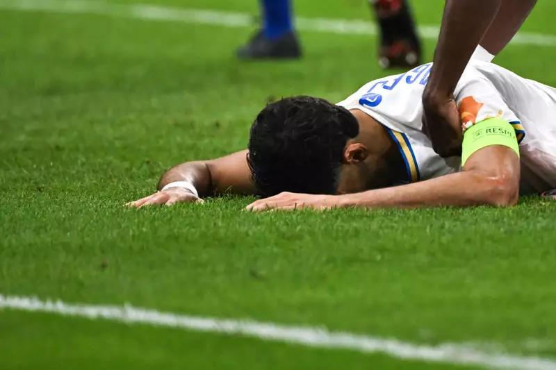 Fans rage, captain demoted: Is a former Champions League winner ...