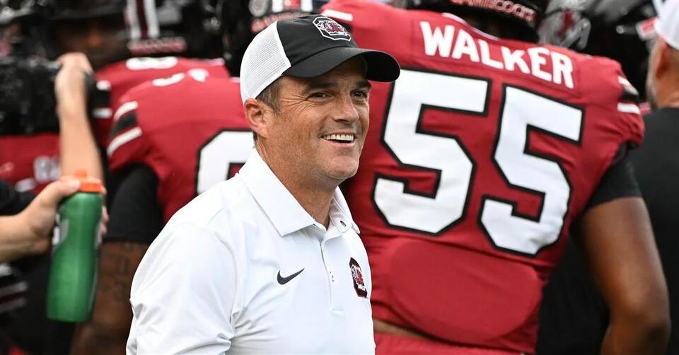 Beamer breaks down challenge Tennessee presents on Saturday - NewsBreak