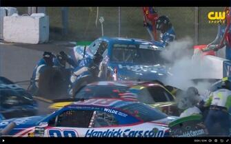 Pit crews narrowly avoid serious injury, pit road completely blocked in ...