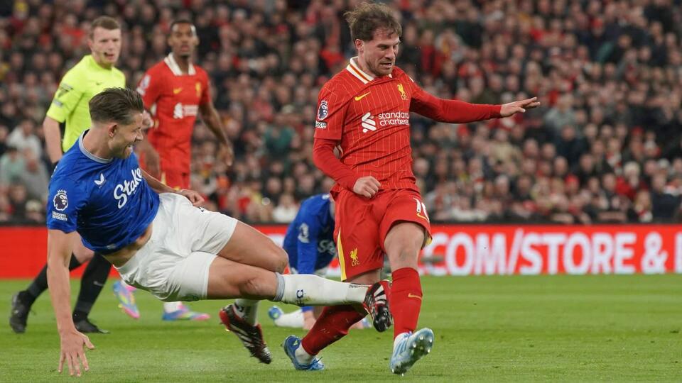 Slot responds after PGMOL admit Tarkowski tackle deserved red card in ...