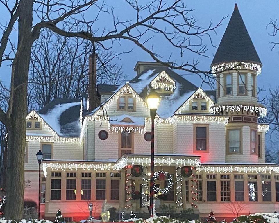 Don’t Miss 2025’s Winter Wonderland at Kuser Mansion in Hamilton, NJ ...