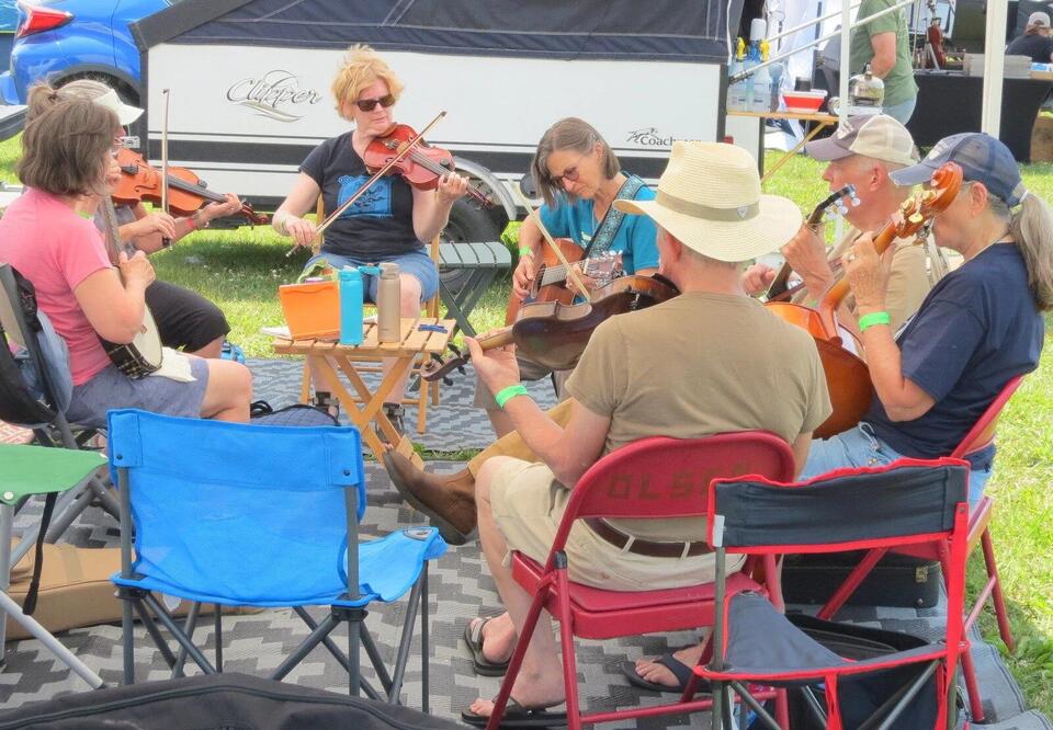 Fiddlers convention tuning up to begin next week - NewsBreak