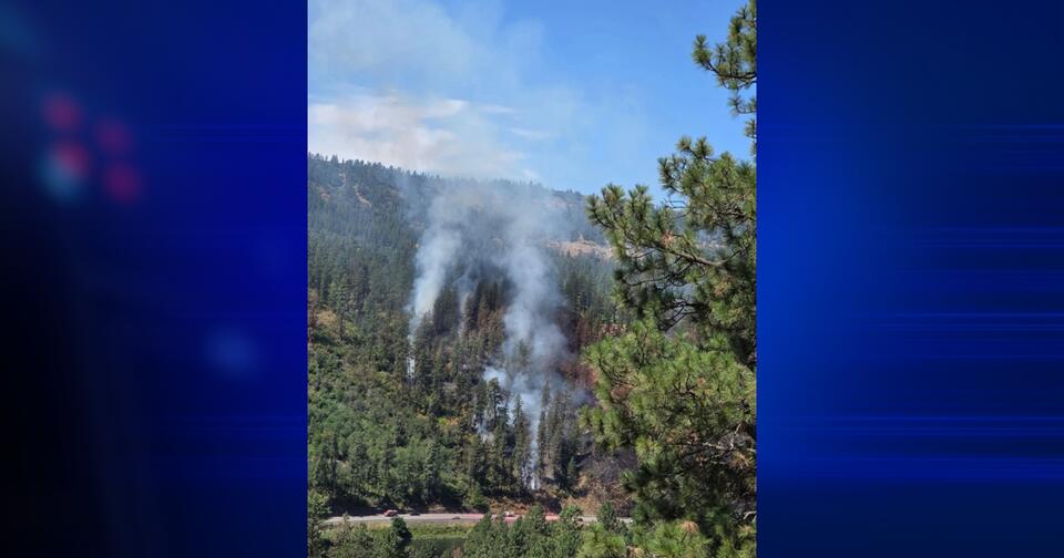 Fire near Amos Bench Road prompts evacuation warnings, US-12 road ...