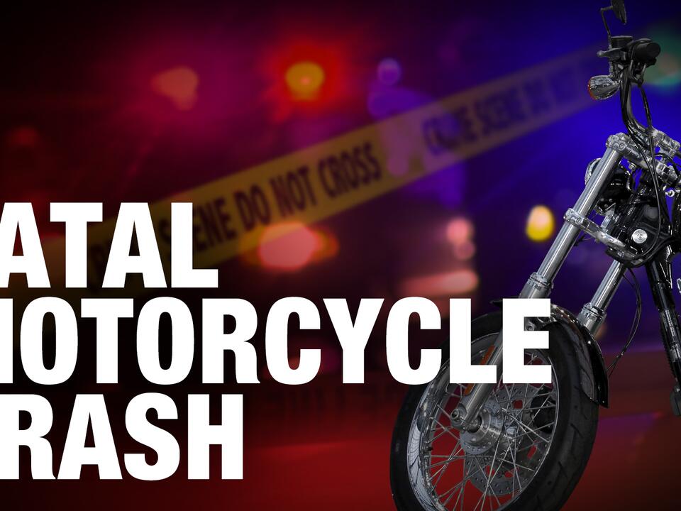 Police: Motorcyclist killed in crash with tractor-trailer in Plainview