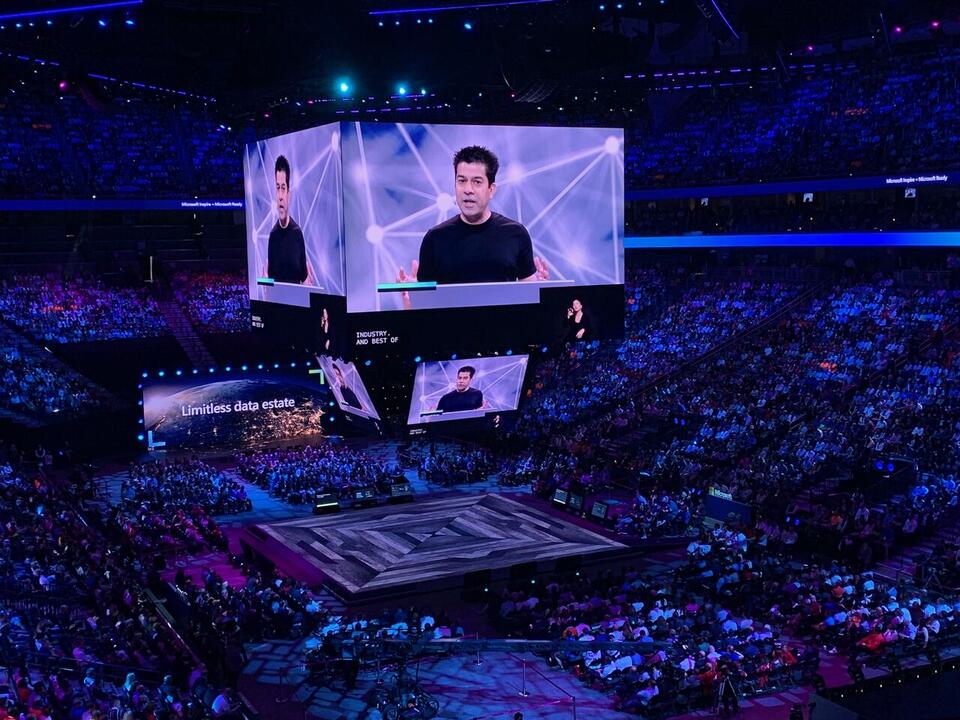 Tech Moves: Salesforce names president; Microsoft execs coming and ...