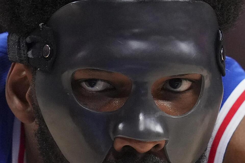 Joel Embiid should rock the mask the rest of the season — and maybe ...