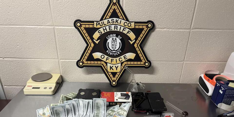 High speed chase leads to drug bust - NewsBreak