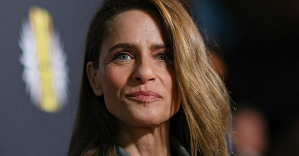 ‘The Whole Nine Yards’ Star Amanda Peet, 54, Praises Breast Cancer Treatment Progress That Limits Harsh Chemo – ’10 Years Ago, I Would’ve Needed Chemo’