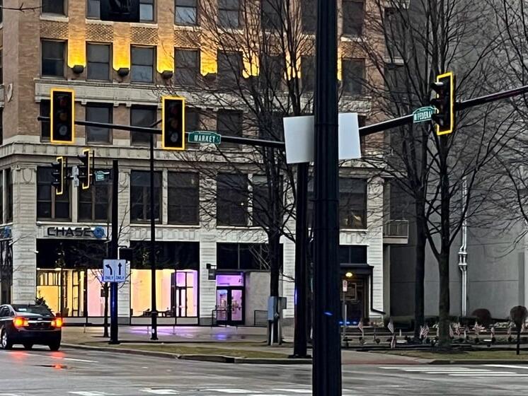 Ohio Edison blames Youngstown, Hubbard outages on animal, wires down