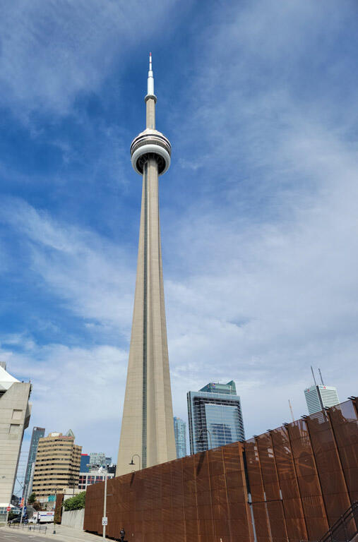 10 Most Famous Buildings in Canada: Iconic Landmarks You Must See ...