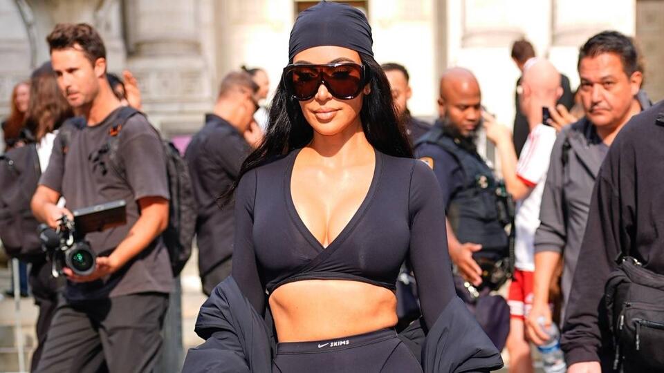 Kim Kardashian Flaunts Belted Crop Top Style for Complex - NewsBreak