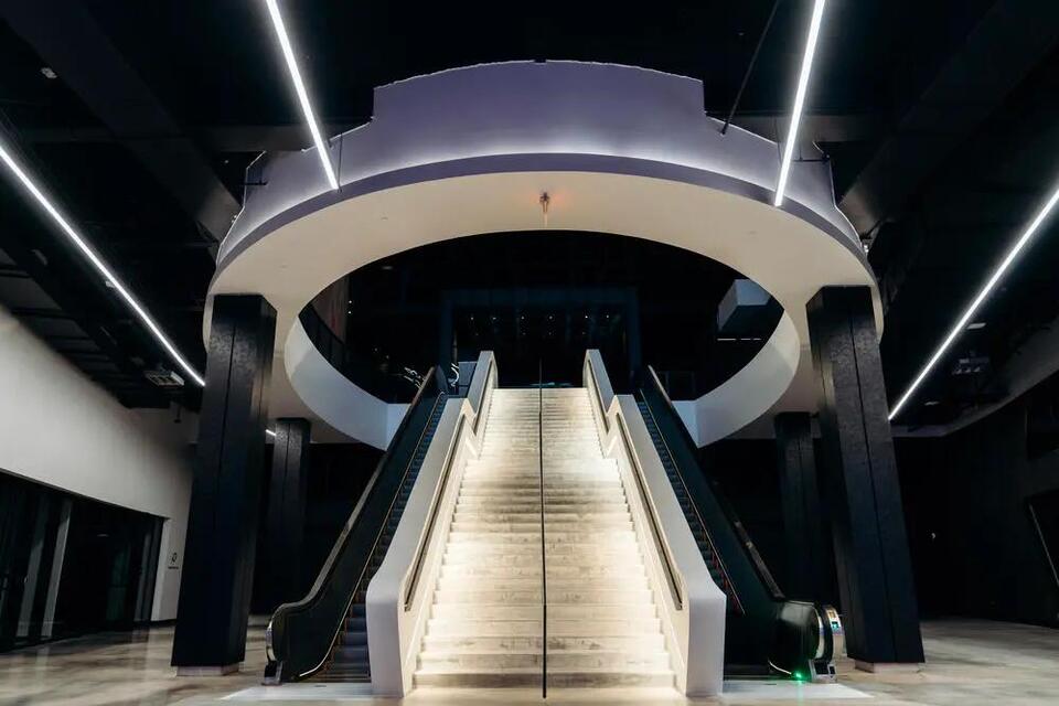 Trilith Live opens with 9-screen theater, concert venue, and community ...