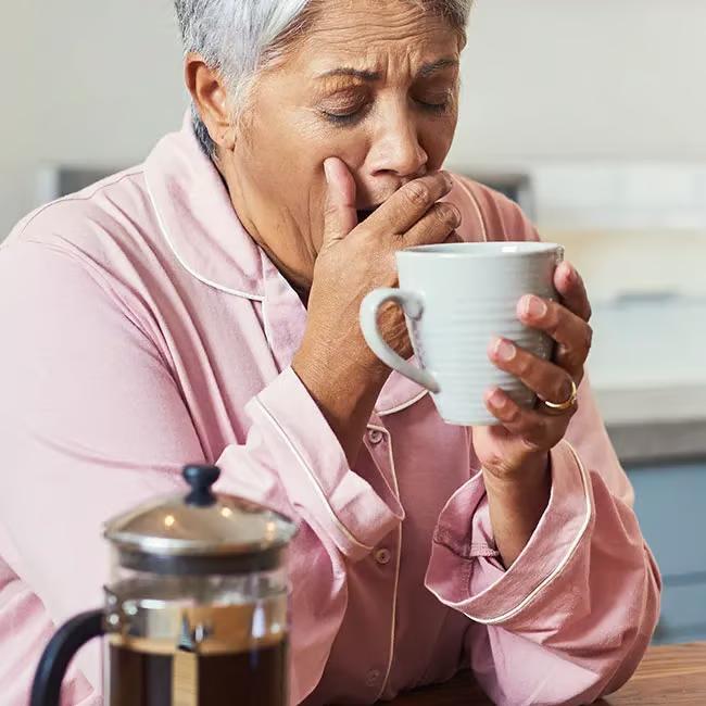Experts Shares The 6 Most Common Signs Your Blood Pressure Is Too Low: Extreme Fatigue, MoerExperts Shares The 6 Most Common Signs Your Blood Pressure Is Too Low: Extreme Fatigue, More
