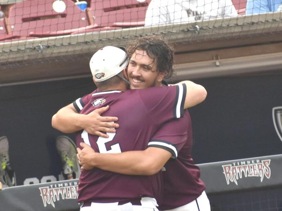 WIAA baseball Denmark uses 6run rally to gain upper hand, top Jefferson at State Tournament