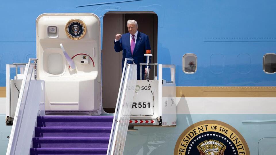 Why Donald Trump Is So Obsessed With Planes - NewsBreak