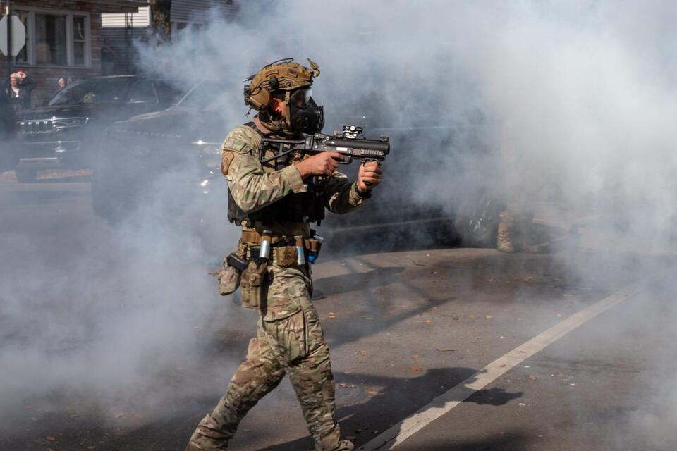 Feds Used Tear Gas, Pepper Spray Dozens Of Times In Chicago — Even ...