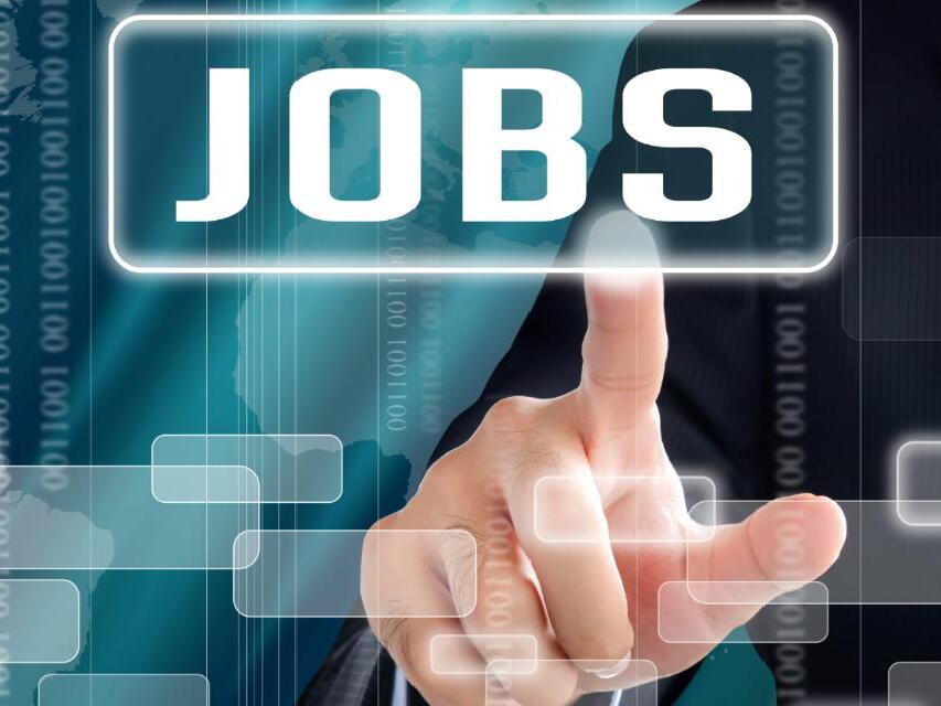 Charlotte lands electric vehicle company’s U.S. HQ, hundreds of jobs