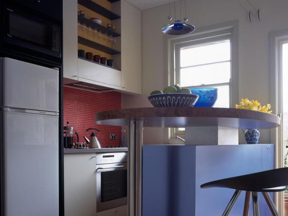 Spacesaving hacks for a small kitchen