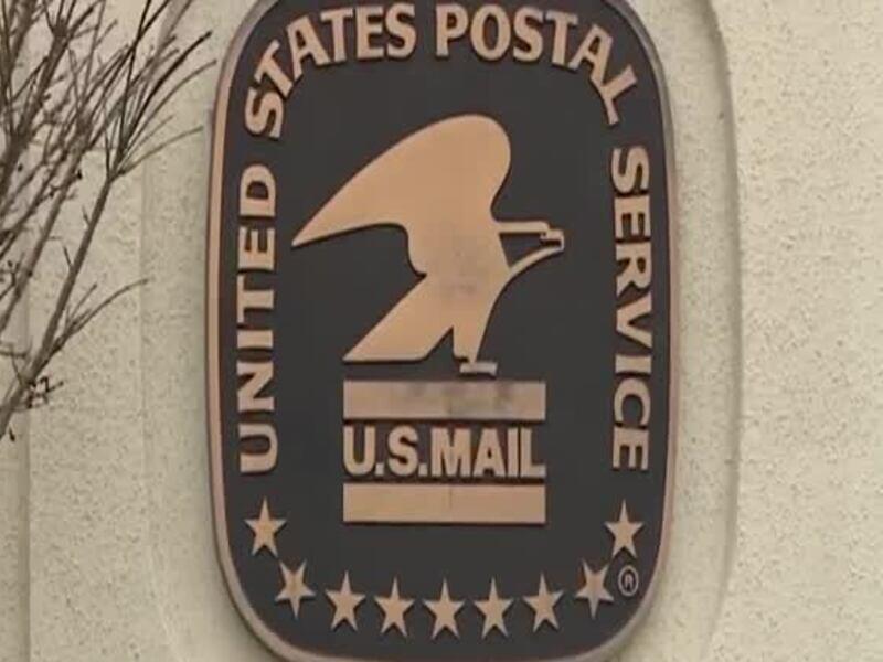 Local, federal leaders speak about saving USPS jobs