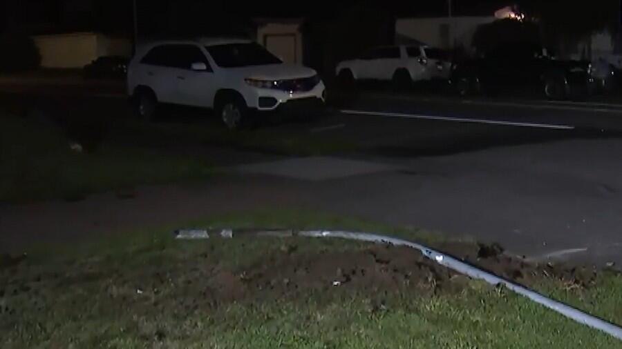 1 dead after chase by trooper ends with rollover crash in Everett ...