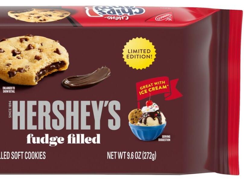 New Chips Ahoy! Chewy Cookies Are Filled With Hershey’s Fudge