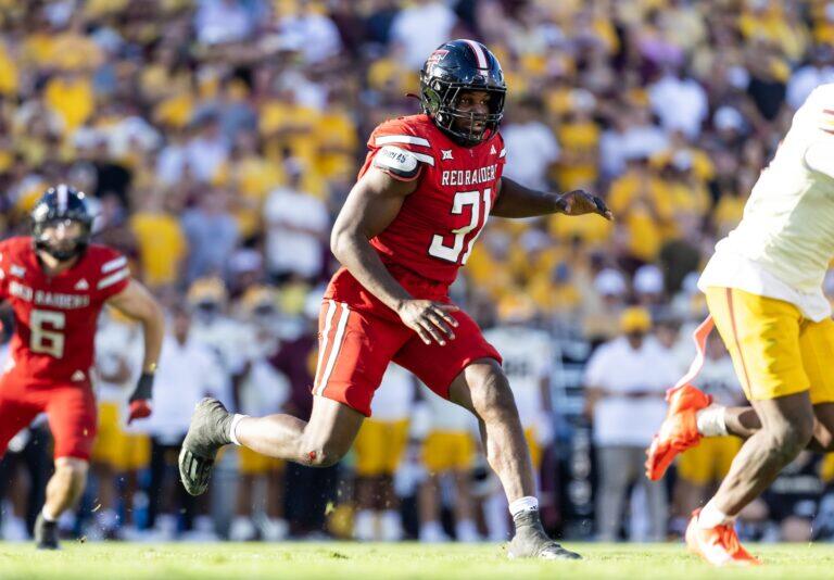 Top 10 edge rushers in college football - NewsBreak