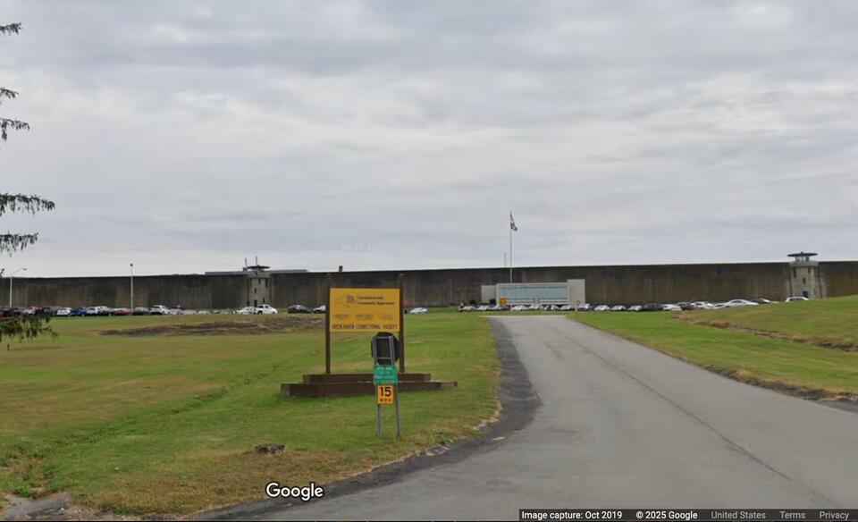 7 Correction Officers Injured In 2 Inmate Attacks At Green Haven ...