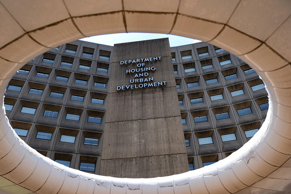 HUD officially elevates former EV engineer David Julian to CIO - NewsBreak