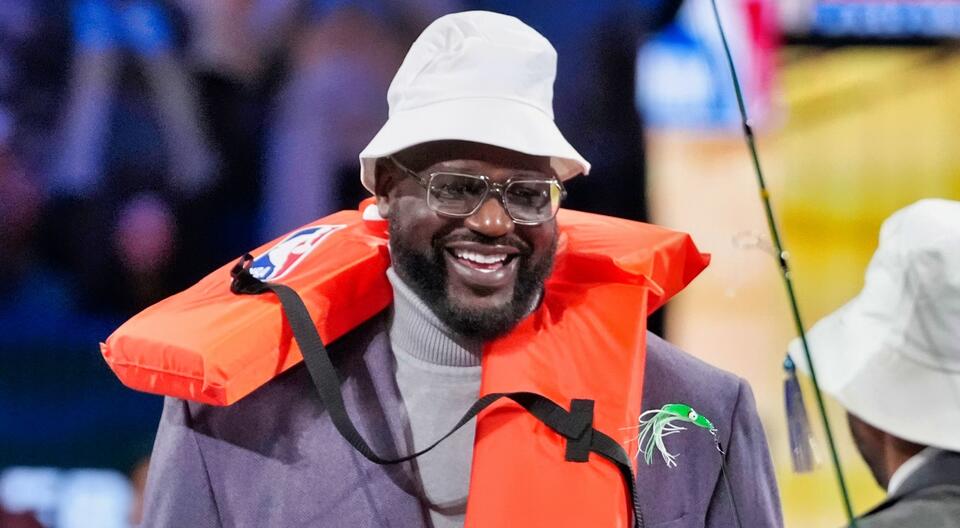 Former Lakers Trainer Shares Bizarre & Disgusting Locker Room Story About  Shaquille O'Neal - NewsBreak