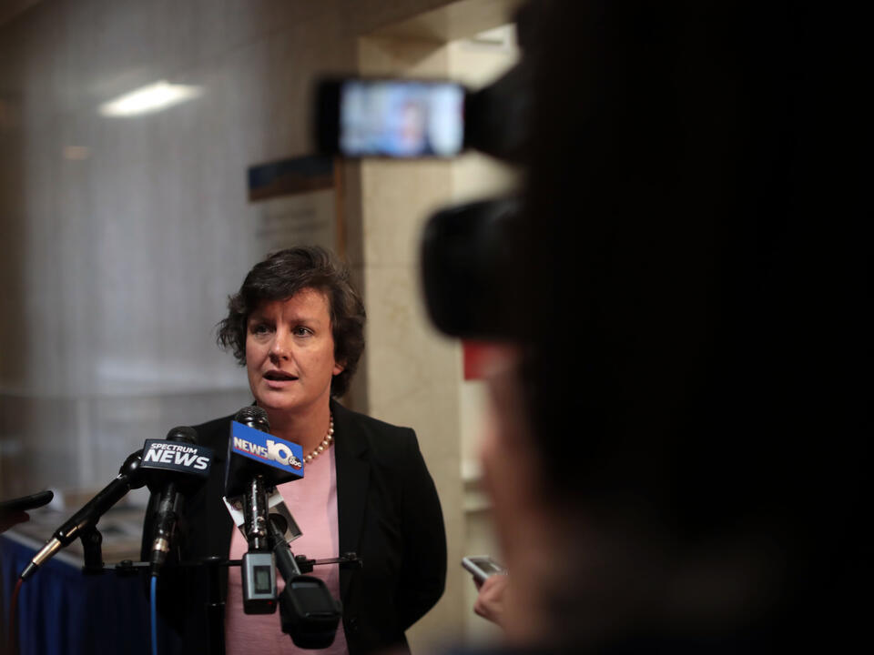 Allegations Against Cuomo Reignite a MeToo Debate for Democrats