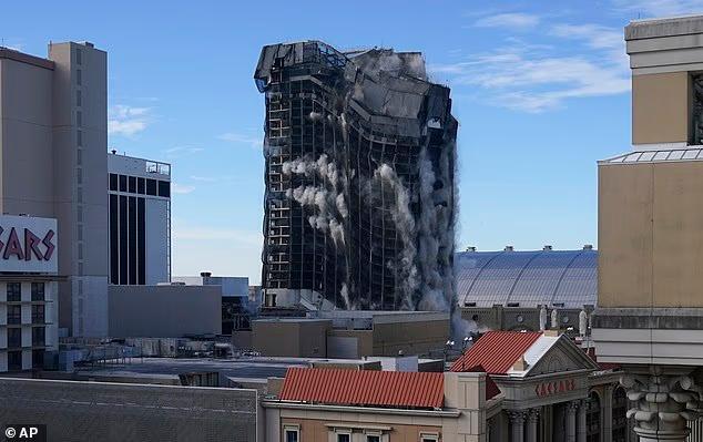 Crumbling lot where Trump's Atlantic City casino was blown up hits the ...