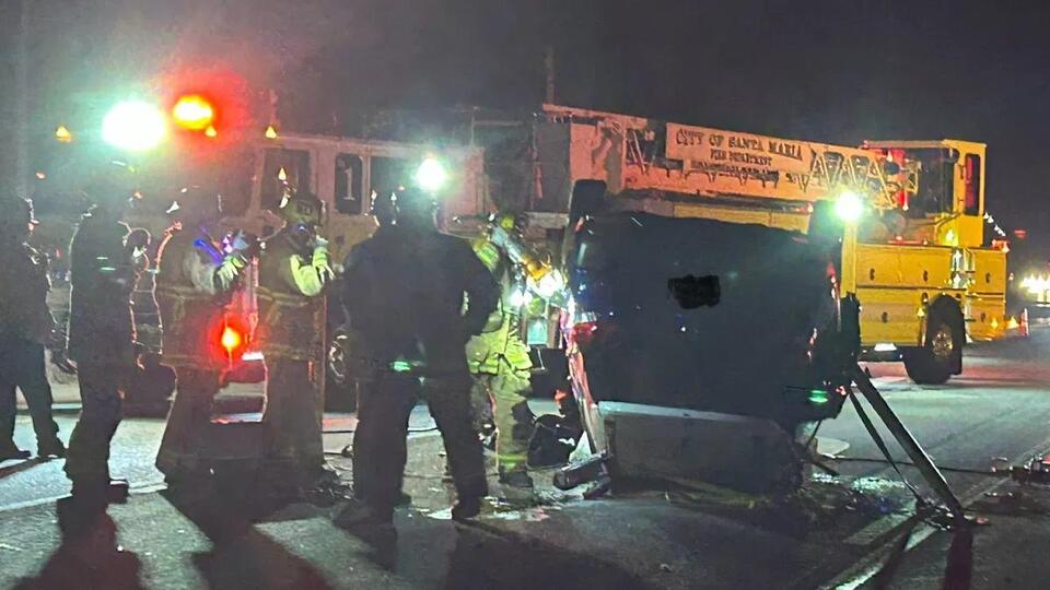 Man dead after car crash in Santa Maria - NewsBreak