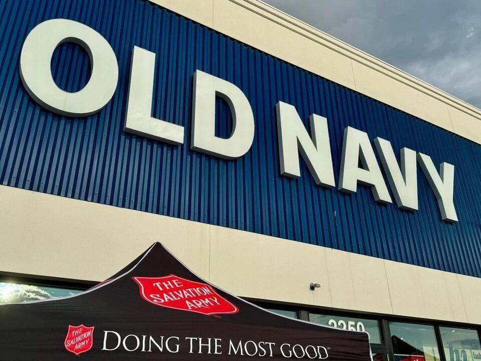 Kalispell Salvation Army takes students school shopping