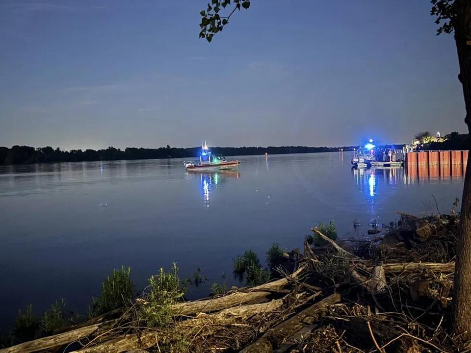 Recovery operation underway for missing swimmer in Delaware River ...