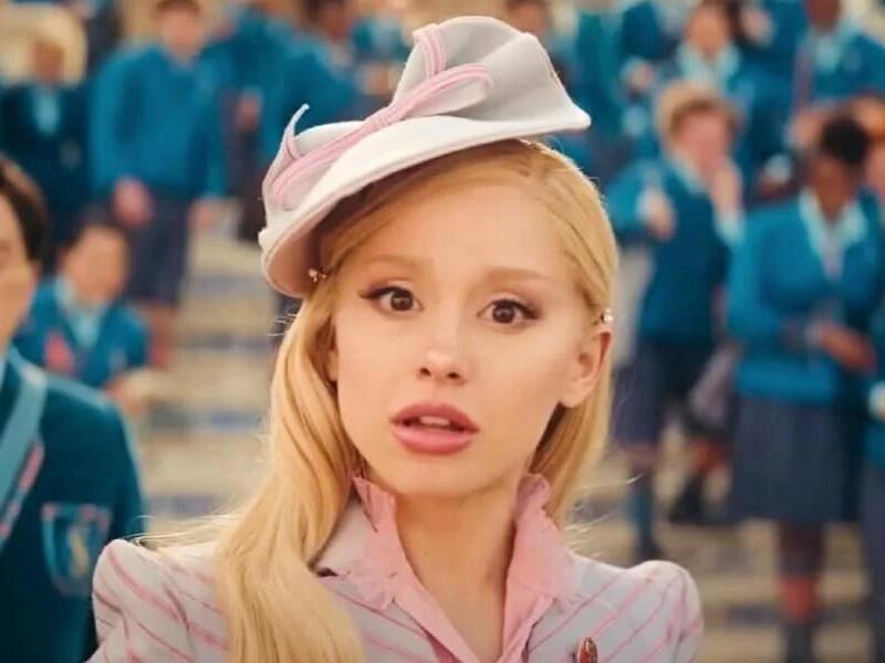 Ariana Grande “Upset” About Nickelodeon Stardom, Says Everyone Needs