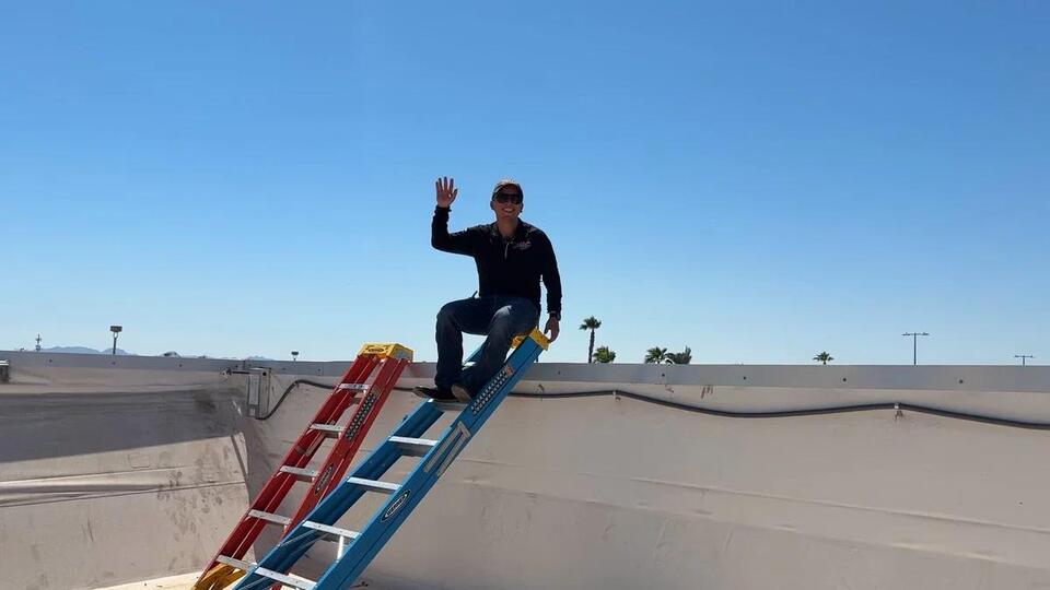 Bubba’s 33 hosts ‘Raise from the Roof’ event in Yuma - NewsBreak