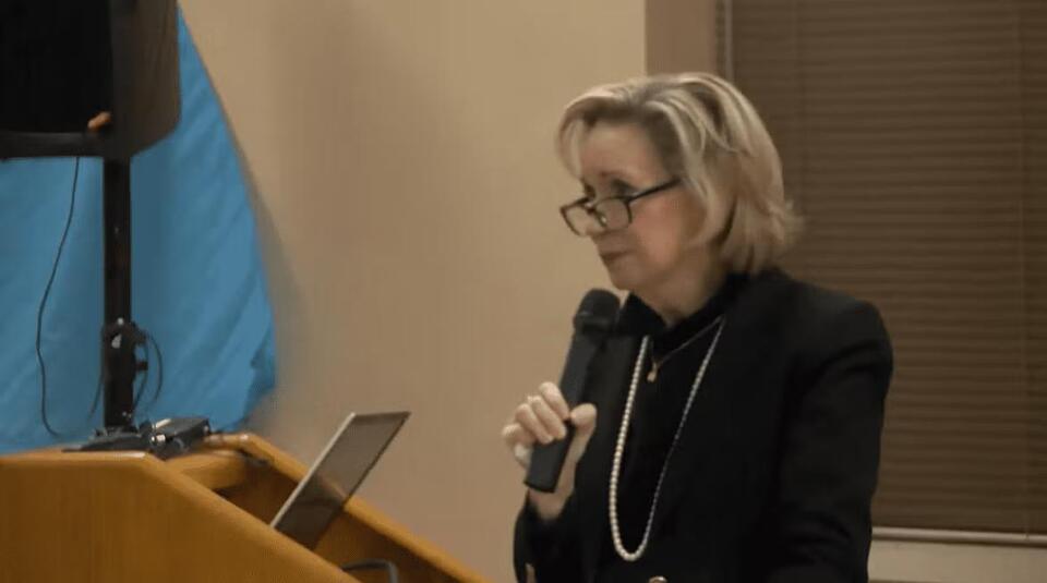 Minnesota First Lady and DFL leaders host gun violence town hall in ...