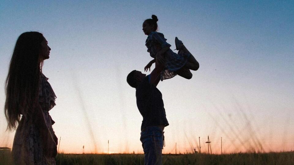 4 Zodiac Signs That Are The Fun Parent - NewsBreak