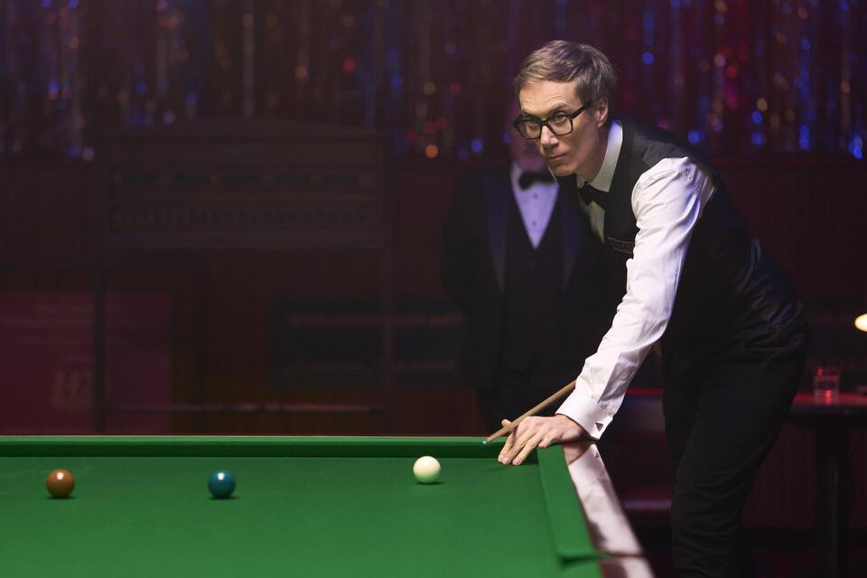 Snooker Loopy: Stephen Merchant Joins “Ludwig,” the Detective Hit That ...