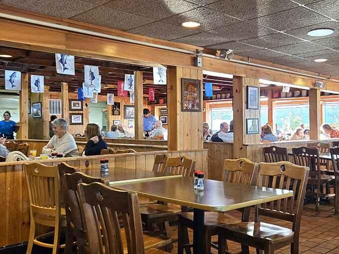 People Drive From All Over Maryland To Eat At This Iconic Seafood ...