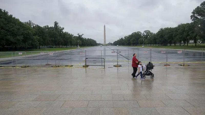 Trump predicts the Lincoln Memorial Reflecting Pool will be refilled ...