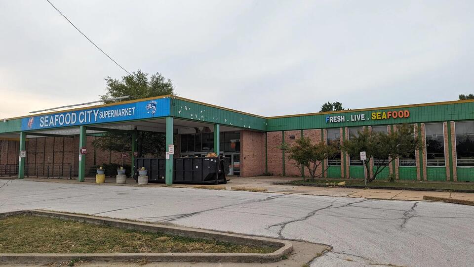 Cleaning underway for supermarket that had rotting fish for months ...