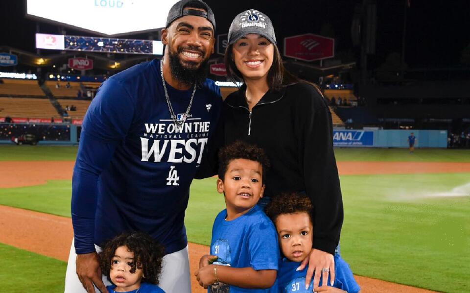 Dominican Baseball Outfielder Teoscar Hernández Lives a Dream Life With His  Wife, Jennifer Hernández, and Three Growing Sons In The Family - NewsBreak