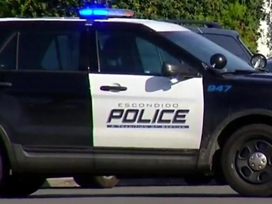 Driver exposes himself to women in Escondido Police