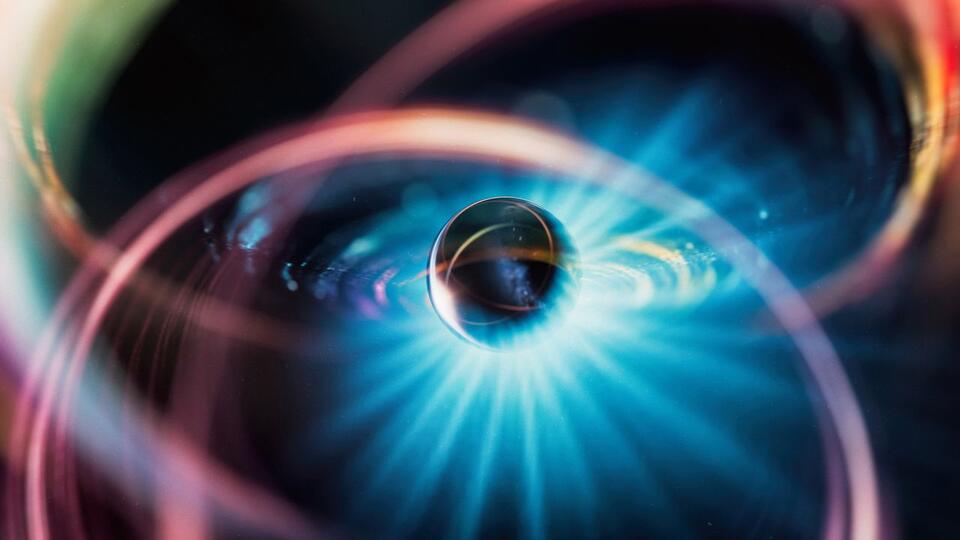 Physicists confirm 'negative time' is real by asking the atoms ...