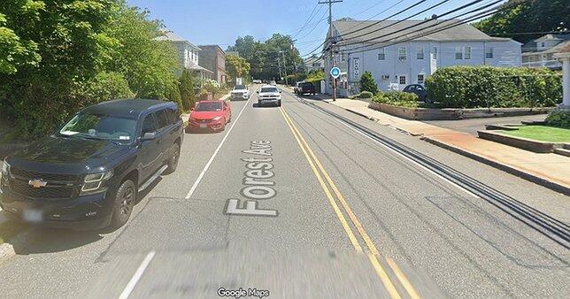 Man, 51, Dies After Falling From Roof of Locust Valley Home - NewsBreak