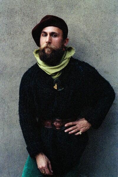 The Eclectic Soundscape of António Variações: A beacon of uniqueness, color and creativity in Portuguese Music