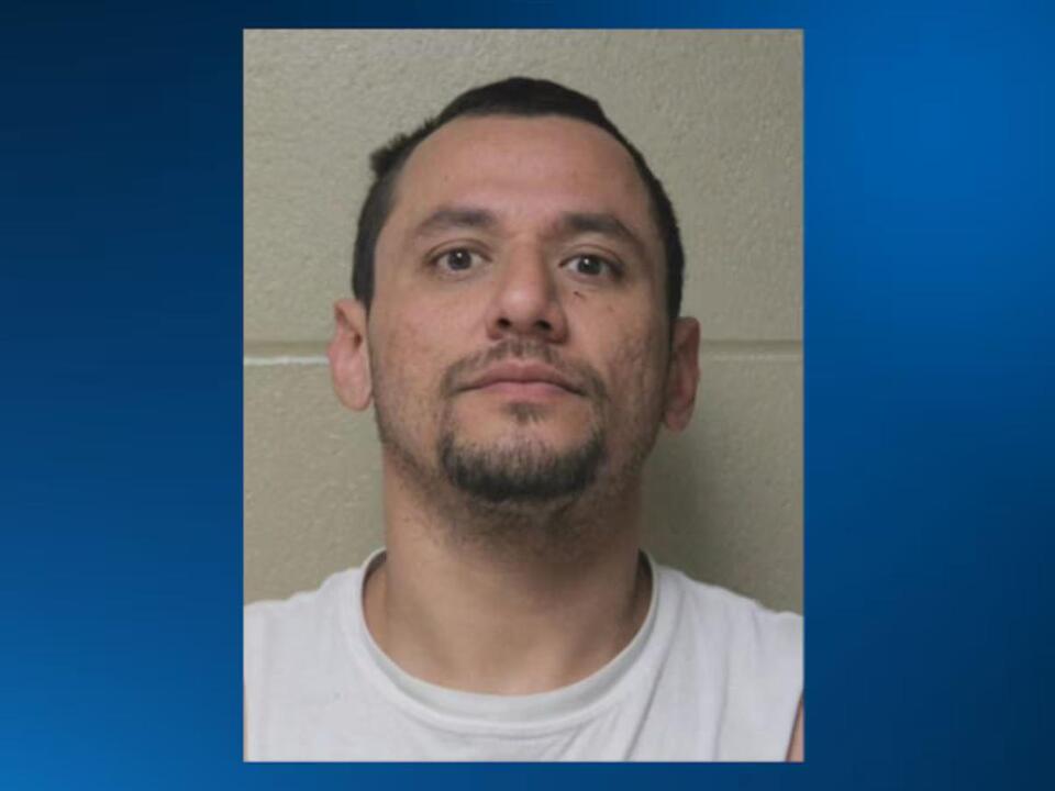 Yankton jail inmate escapes treatment center