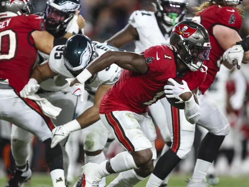 What time do the Tampa Bay Buccaneers play today? How to watch Bucs vs